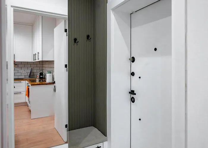 דירה Bright & Modern 2Bd Apartment On Oborishte By Flat Mаnager סופיה